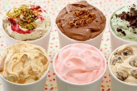 5 فن استاد در طرز تهیه بستنی خانگی با شیر